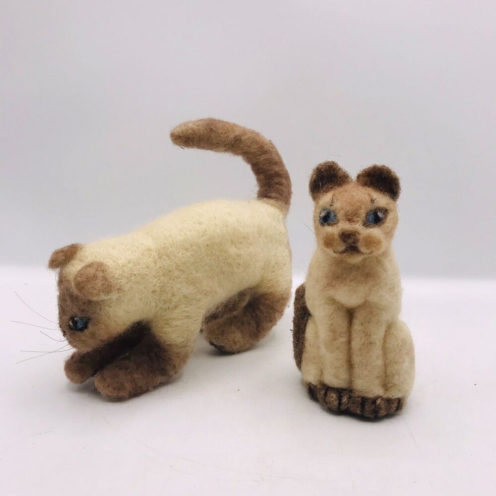 Set of 2, Flocked Kitten and Cat Eclectic, Animal, Cute, 6 inch and 4.5 inch